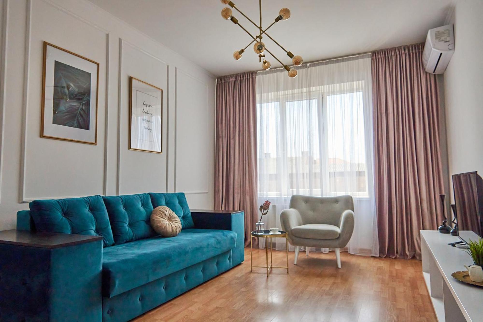 Lux Apartment Moekatsjeve Buitenkant foto