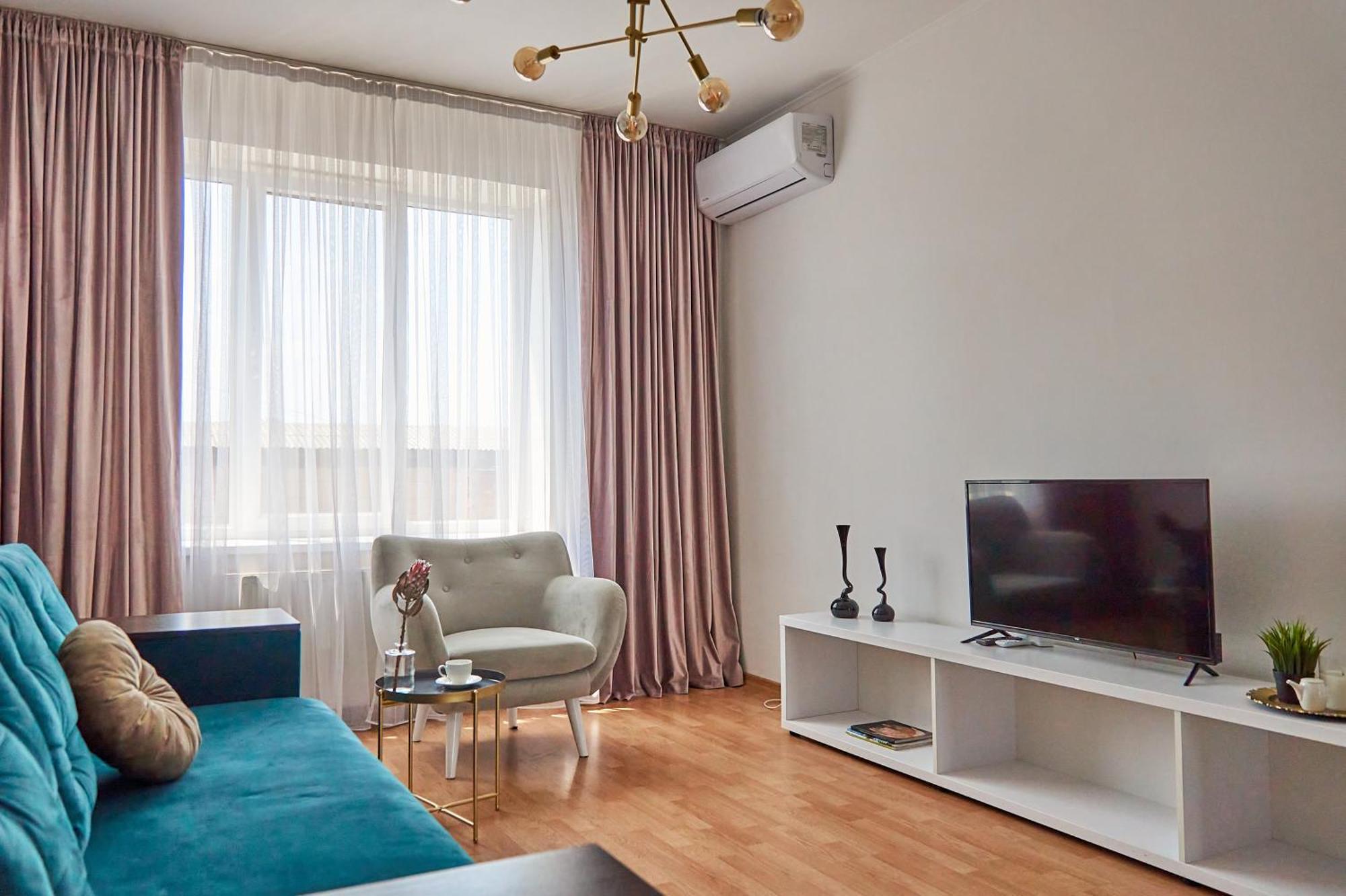 Lux Apartment Moekatsjeve Buitenkant foto